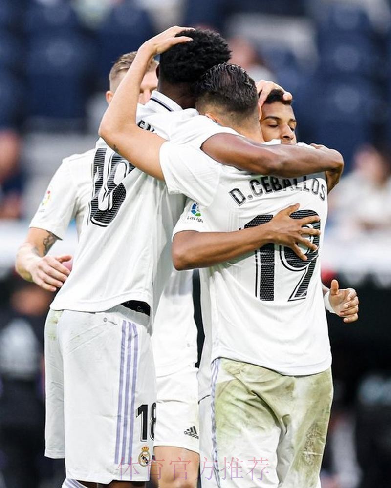 西甲-皇马4-2阿尔梅里亚 本泽马戴帽罗德里戈传射 西甲-皇马4-2阿尔梅里亚 本泽马戴帽罗德里戈传射
